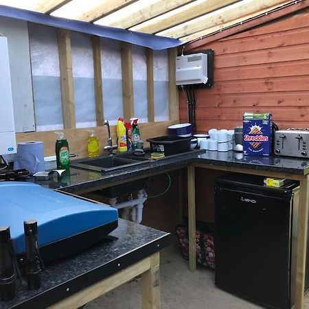 Hotel Cox Hill Glamping Badger Truro Exterior foto